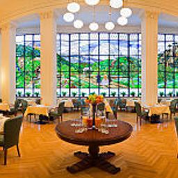 Sala colazione nel ristorante Herzoghof Fotos