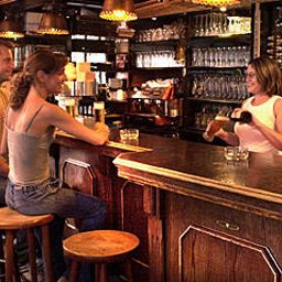 Bar Löwenbräu Fotos