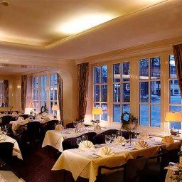 Restaurante Courtyard by Marriott Airport Fotos
