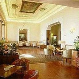 Hall Royal Hotel Fotos