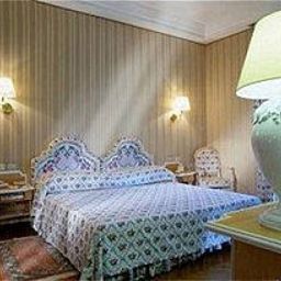 Habitación Royal Hotel Fotos