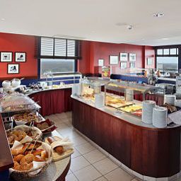 Buffet balladins Superior Frankfurt Airport Fotos