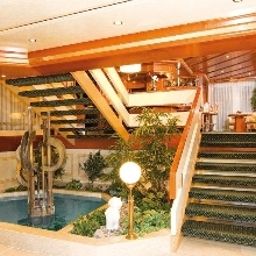 Halle Burghotel Fotos