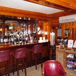 Bar Maids Head Fotos