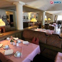 Sala colazione nel ristorante Sauerlacher Post Fotos