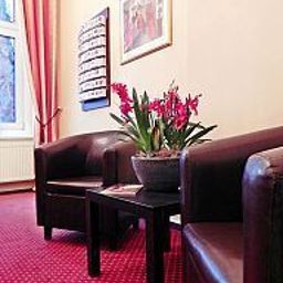Recepción Comfort Hotel Auberge Fotos