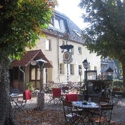 Exterior view Alt-Enginger Muehle Fotos