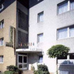 Karsten Airport Garni Köln