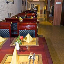 Sala colazione nel ristorante Am Flughafen Fotos
