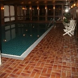 Piscine Waldhotel Tropfsteinhöhle Fotos