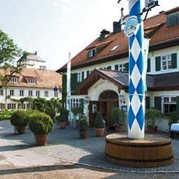 Außenansicht Brauereigasthof Aying Fotos