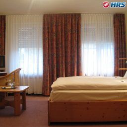 Habitación Rotkreuzplatz Fotos