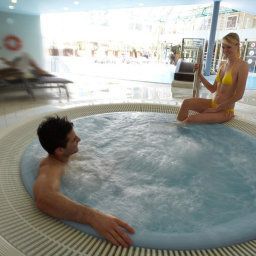 Бассейн InterContinental PRAGUE Fotos