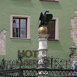 Exterior view Kaiserhof am Dom Fotos