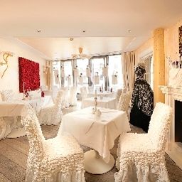 Breakfast room within restaurant Sonne Fotos