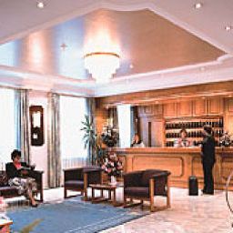 Recepción Möhringers Schwarzwaldhotel Fotos