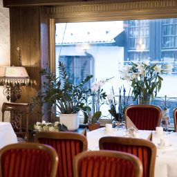 Salle du petit-déjeuner Romantisches Hotel Traube Fotos