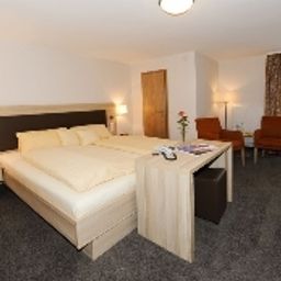 Room Traube Fotos