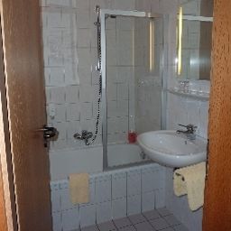 Salle de bains Schwarzes Lamm Fotos