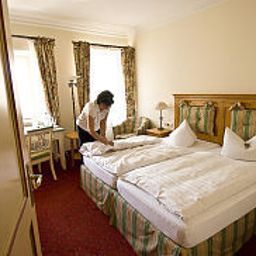 Room Post Garni Fotos