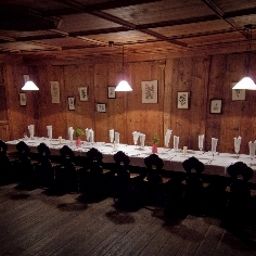 Банкетный зал Alter Wirt Fotos
