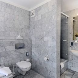 Camera da bagno Kastens Hotel Fotos