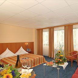 Room Center Hotel Main Franken Fotos