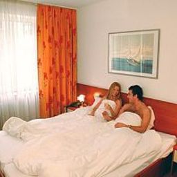 Room Antares Fotos