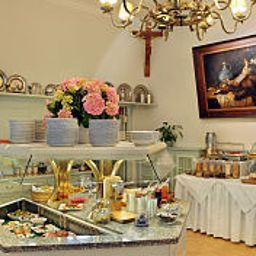 Буфет Schlicker Zum Goldenen Löwen Fotos
