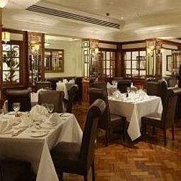 Sala śniadaniowa w restauracji Copthorne Tara London Kensington Fotos