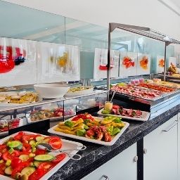 Salle du petit-déjeuner Tiefenthal Fotos