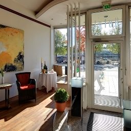 Hall Tiefenthal Fotos