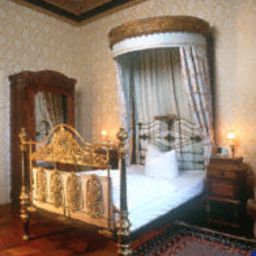 Chambre Schloß Weitenburg Fotos