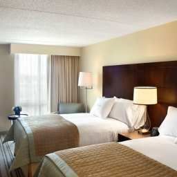 Habitación Doubletree Hotel and Conference Center Fotos