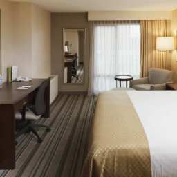 Habitación Doubletree Hotel and Conference Center Fotos