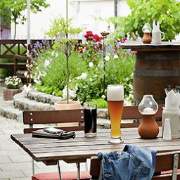 Зал для завтрака ibis Muenchen City Nord Fotos