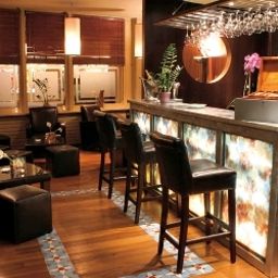 Bar Hostellerie Du Chapeau Rouge Best Western Fotos
