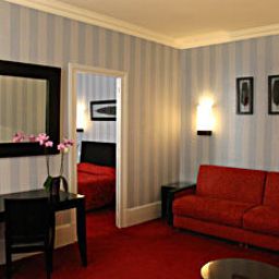 Chambre Hostellerie Du Chapeau Rouge Best Western Fotos