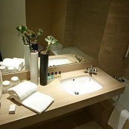Badezimmer Clarion Grand Hôtel Aston Fotos