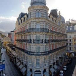 Vue extérieure Grand Hotel Moderne Fotos