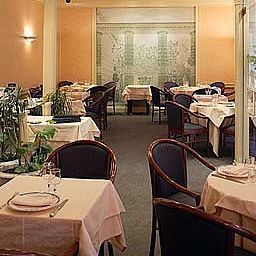Sala śniadaniowa w restauracji De France Oceania Hotels Fotos