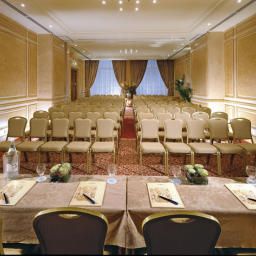 Sala congressi Jolly Hotel Lotti Fotos