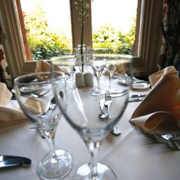 Ресторан BEST WESTERN Bestwood Lodge Fotos