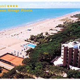 Vista esterna Beau Rivage Pineta Fotos