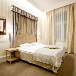 Business room Britannia Fotos