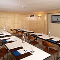 Sala de reuniones Dom Carlos Liberty Fotos