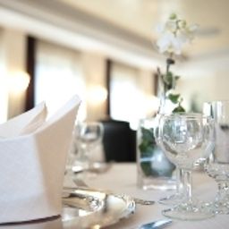 Breakfast room within restaurant Montresor Palace Fotos