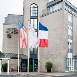 Außenansicht Plaza Fotos