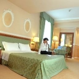  Palace Grand Hotel Varese Fotos