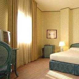 Room Grand Hotel Astoria Fotos